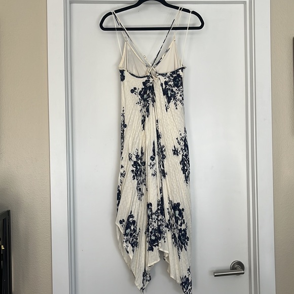 Lovestitch swing shift dress - Picture 2 of 3